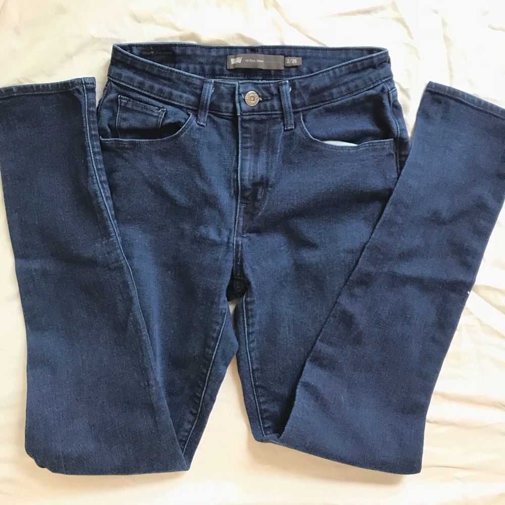 Levi’s high rise dark wash skinny jeans